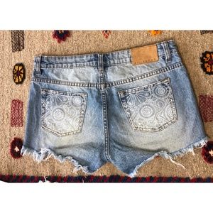 Billabong Cut Off Jean Shorts With Paisley Detail
